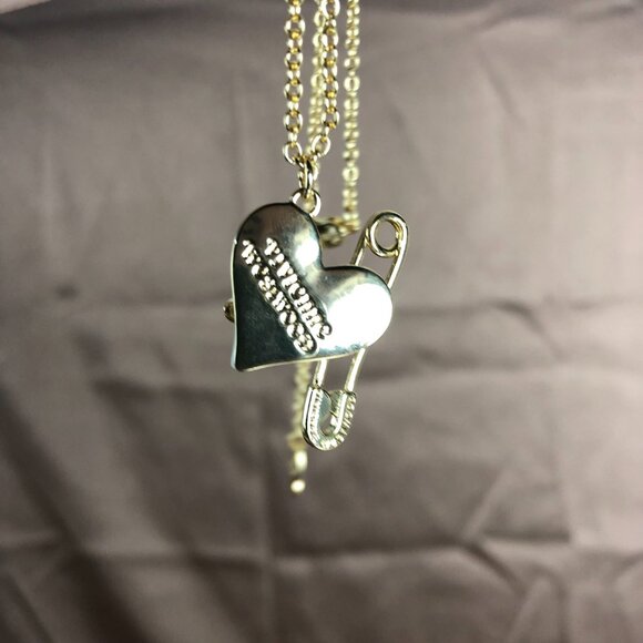 NWT Vivienne Westwood ORIETTA PENDANT NECKLACE - Picture 6 of 6